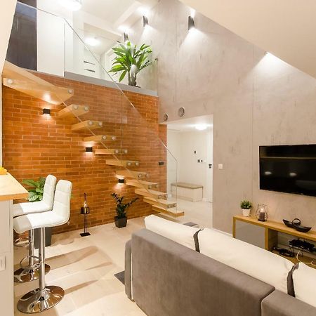 Central Penthouse With Terrace Краків Екстер'єр фото