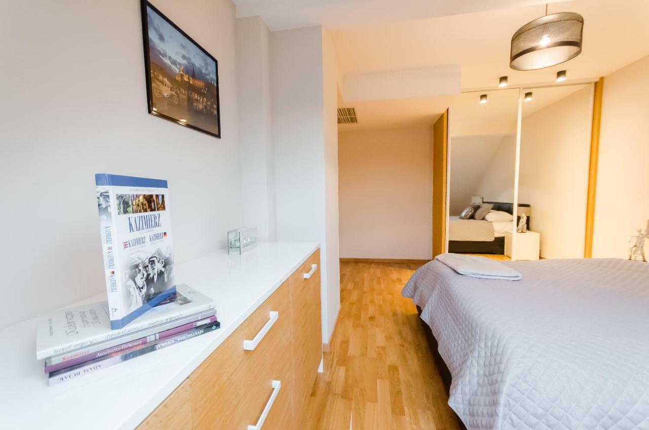 Central Penthouse With Terrace Краків Екстер'єр фото